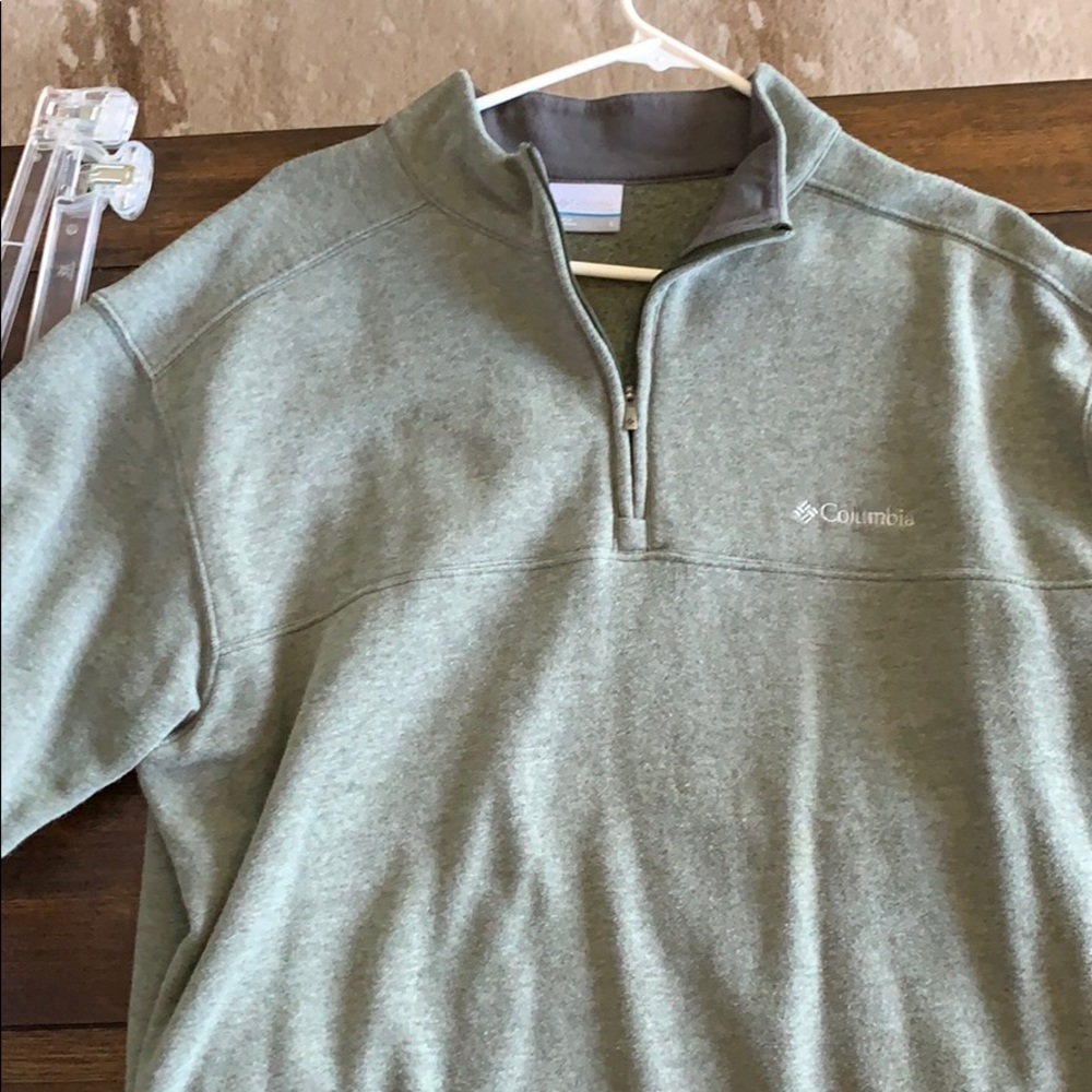 Large men’s Columbia fleece